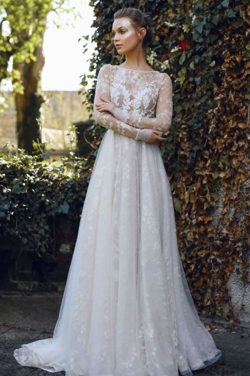 свадебное платье с кружевом купить или взять напрокат в Москве