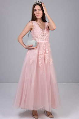 Розовое бальное платье расшитое кружевом купить или взять напрокат в Москве