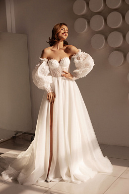 Платье свадебное со спущенным рукавом купить или взять напрокат в Москве