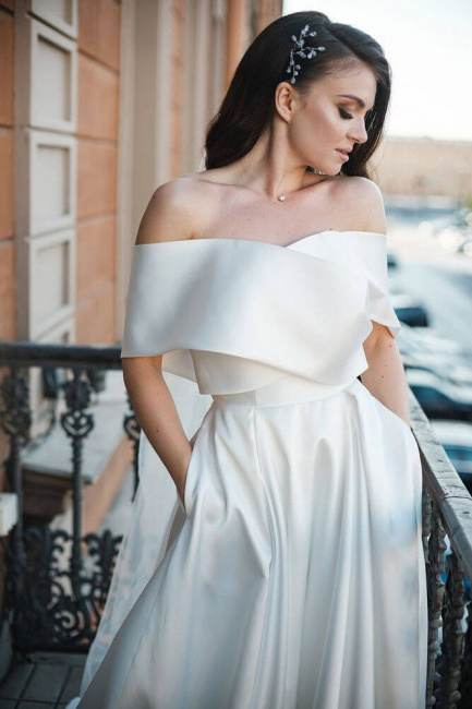 Прокат или купить свадебное платье со спущенными рукавами в Москве